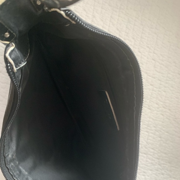 Danier Leather Hobo Bag - Picture 3 of 5